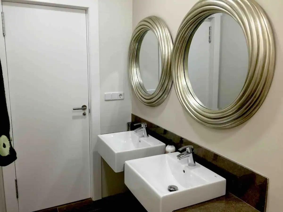 Maravilloso Piso En El Centro_wifi_parking_8people Apartment *